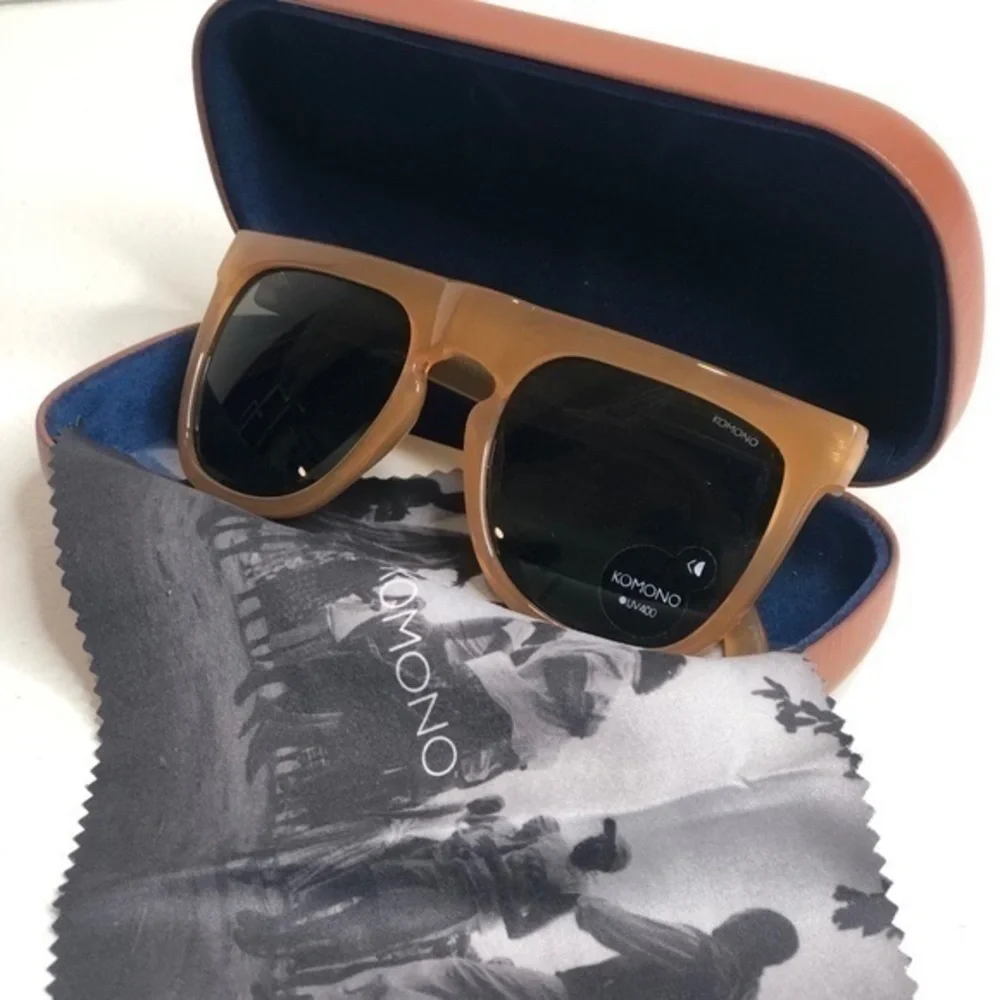 KOMONO Bennet Amber Sunglasses Flat Brow Wayfarer Chunky Frame UV400 NEW